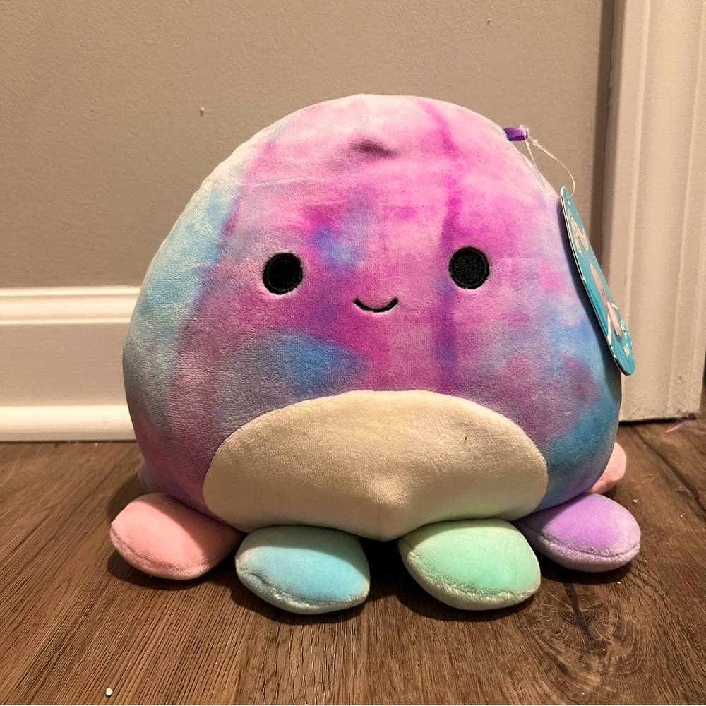 NWT Mary Octopus Squishmallow 8 Inch